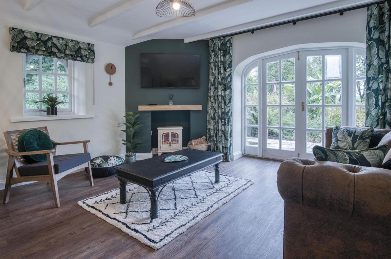 The Stables - 2 Bedroom Cottage - Princes Gate Ludchurch ภายนอก รูปภาพ