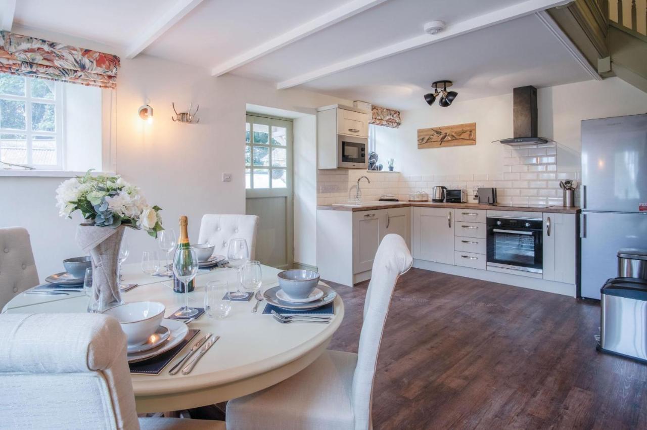 The Stables - 2 Bedroom Cottage - Princes Gate Ludchurch ภายนอก รูปภาพ